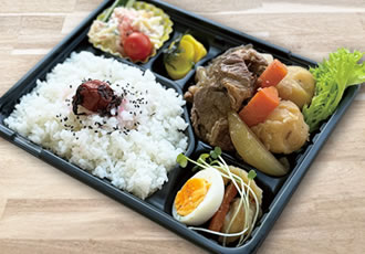 牛すじ肉じゃが弁当