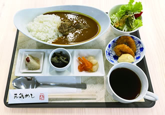 潜水艦カレー定食